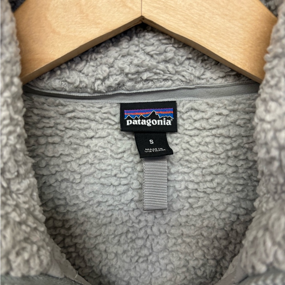 | Patagonia | quarter zip sherpa. Size S. - Picture 2 of 4
